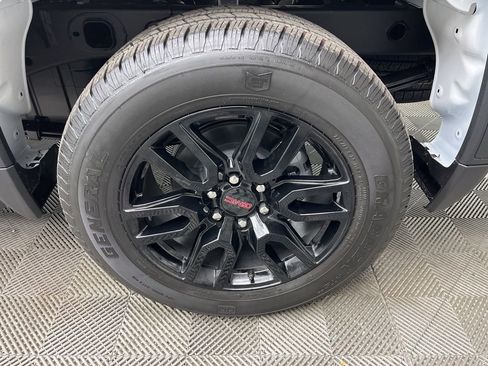 New 2026 GMC Sierra 1500 Pro w/ Graphite Edition image 4