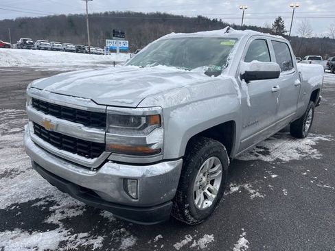 Used 2018 Chevrolet Silverado 1500 LT w/ All Star Edition image 10
