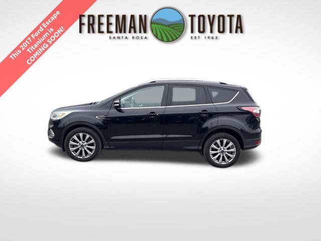Used 2017 Ford Escape Titanium w/ Equipment Group 301A AWD/4WD image 1