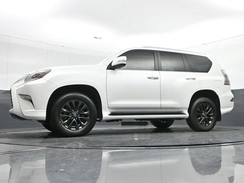 Certified 2020 Lexus GX 460 Premium w/ Premium Package AWD/4WD image 39