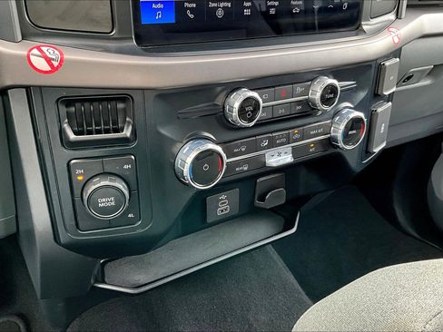 Used 2025 Ford F150 XLT w/ Equipment Group 301A Standard image 25