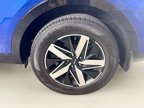 Used 2022 Kia Sorento EX w/ Panoramic Sunroof Package FWD image 34