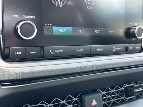 Used 2025 Honda Accord LX image 12