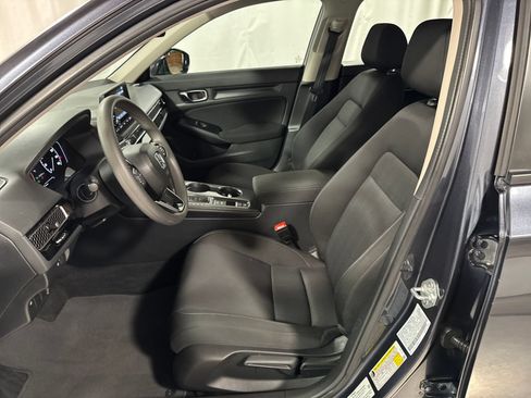 Used 2025 Honda Civic LX image 3
