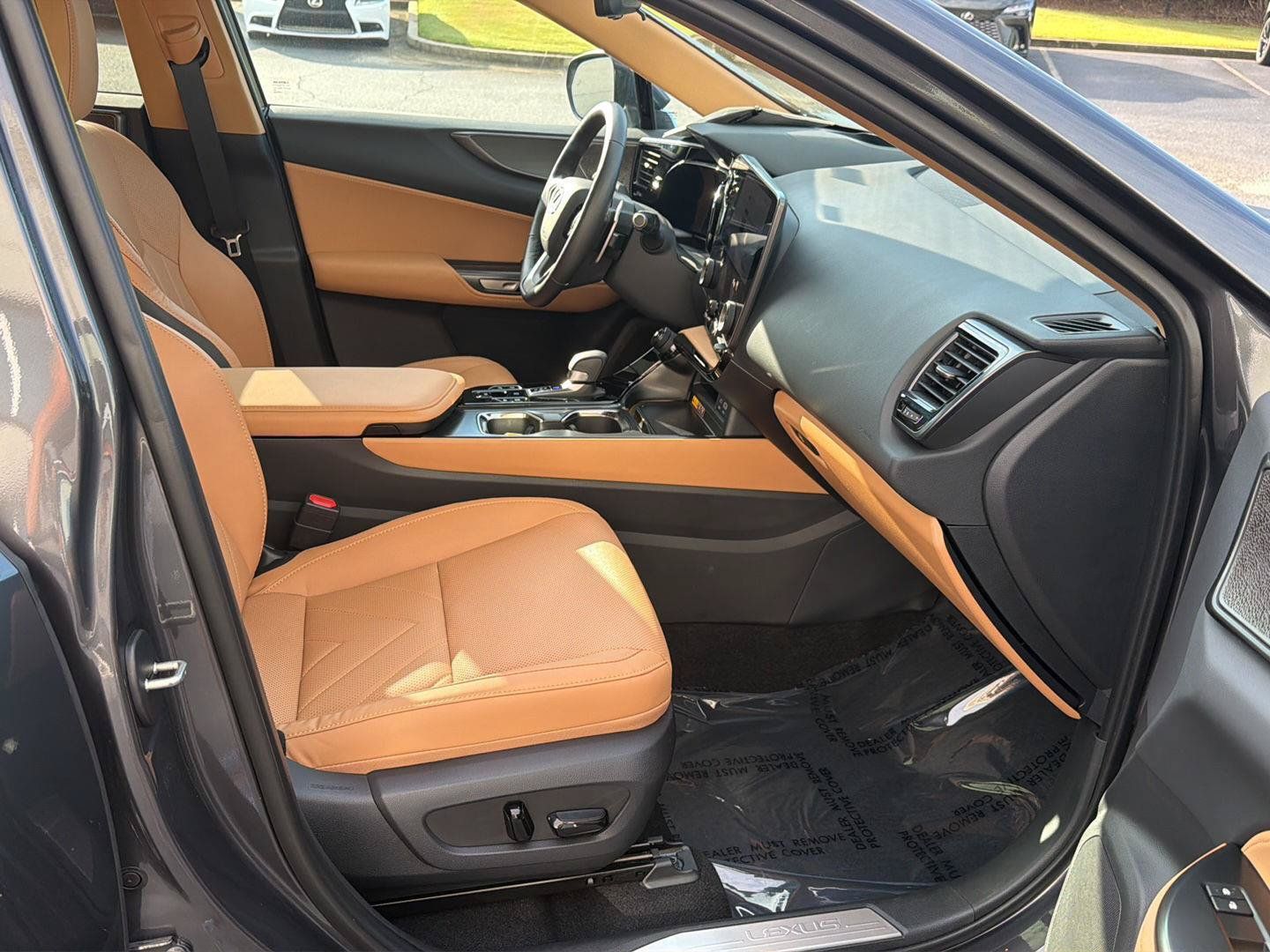 Certified 2025 Lexus NX 350 AWD w/ Accessory Package (2T) image 13
