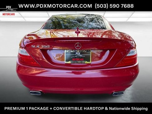 Used 2016 Mercedes-Benz SLK 300 image 4