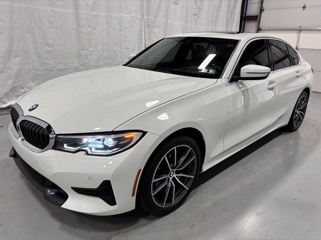 Used 2020 BMW 330i xDrive Sedan w/ Premium Package AWD/4WD image 3