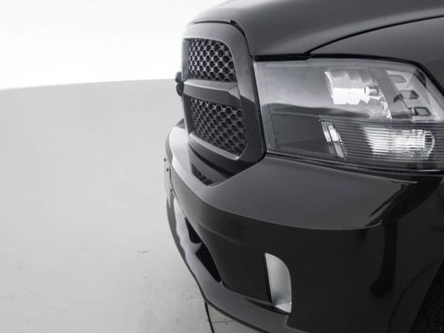 Used 2018 RAM 1500 Express w/ Black Ram 1500 Express Group image 15