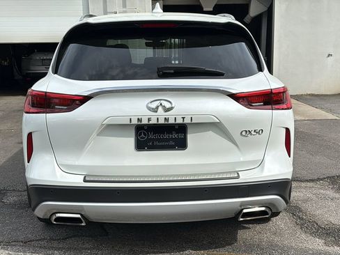 Used 2023 INFINITI QX50 Sensory w/ Accent Package image 5