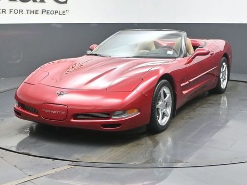 Used 2000 Chevrolet Corvette Convertible w/ Memory Pkg RWD image 32