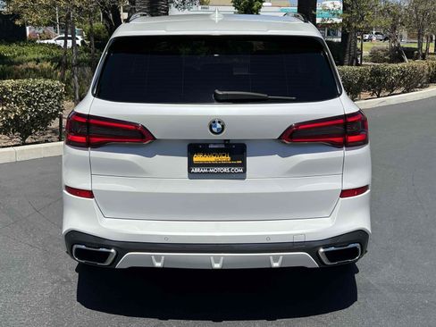 Used 2019 BMW X5 xDrive50i w/ M Sport Package AWD/4WD image 25