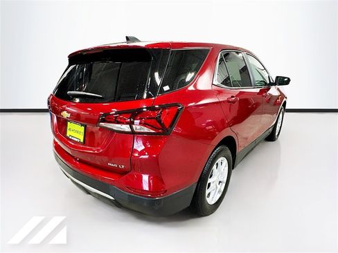 Used 2023 Chevrolet Equinox LT image 5