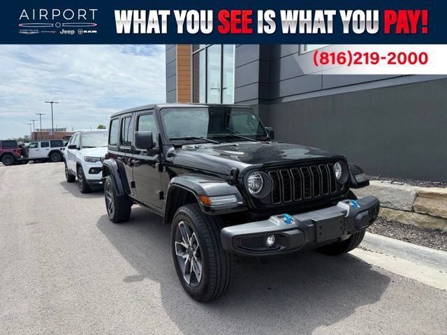 Used 2024 Jeep Wrangler Unlimited w/ Convenience Group AWD/4WD image 1