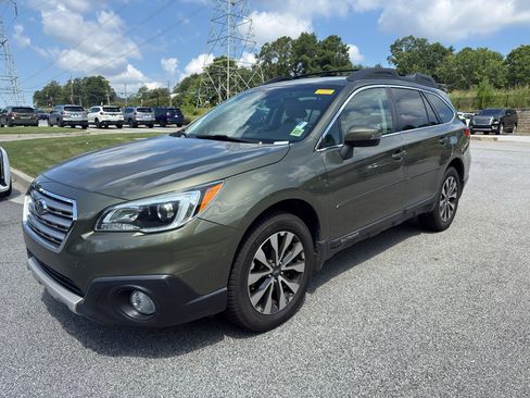 Used 2015 Subaru Outback 2.5i Limited AWD/4WD image 1