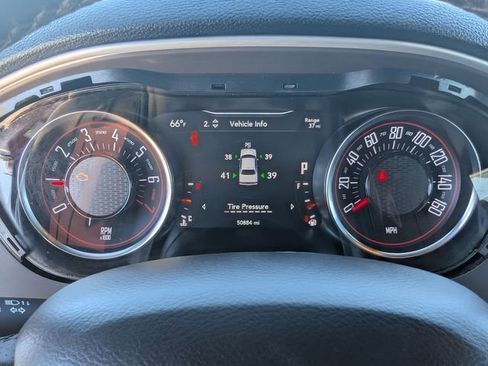 Used 2022 Dodge Challenger GT image 23