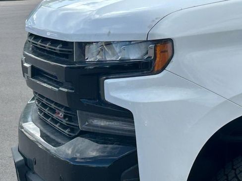 Used 2019 Chevrolet Silverado 1500 LT Trail Boss AWD/4WD image 11