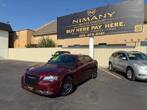Used 2019 Chrysler 300 S w/ 300S Premium Group RWD image 52