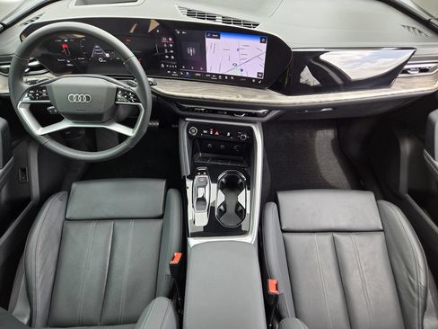 Certified 2025 Audi Q5 Premium Plus w/ Premium Plus AWD/4WD image 34