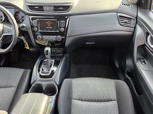 Used 2019 Nissan Rogue S w/ Special Edition Package image 18