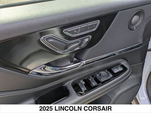 Used 2025 Lincoln Corsair Grand Touring w/ Equipment Group 302A AWD/4WD image 11