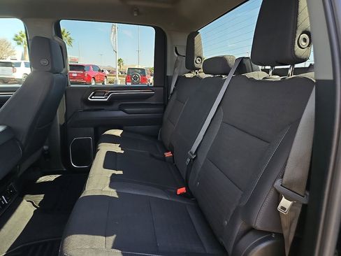 Used 2025 Chevrolet Silverado 2500 LT w/ Convenience Package image 10