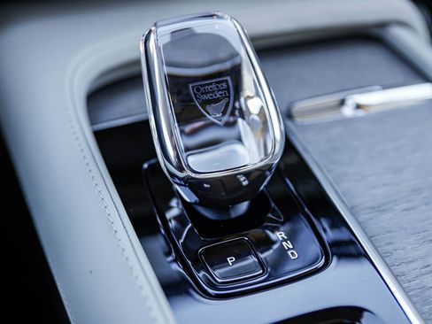 Used 2024 Volvo XC90 T8 Ultimate w/ Protection Package Premier image 28