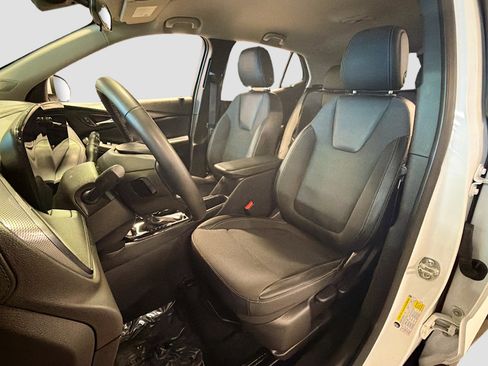 Used 2025 Buick Encore GX Preferred AWD/4WD image 13