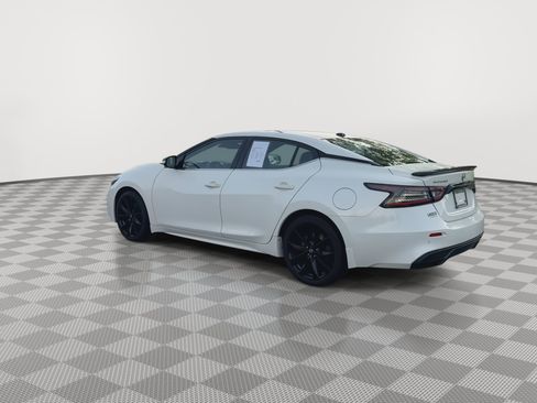 Used 2023 Nissan Maxima SR w/ Sport Mat Group FWD image 6