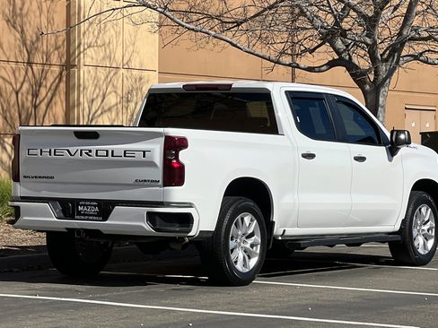 Used 2024 Chevrolet Silverado 1500 Custom w/ LPO, Dark Essentials Package RWD image 5