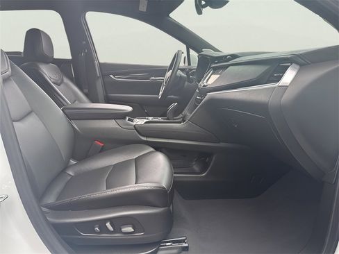 Used 2025 Cadillac XT5 Premium Luxury image 20