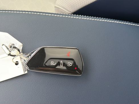 New 2026 Volkswagen ID.4 Pro S AWD/4WD image 23