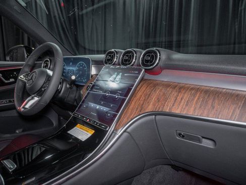 Certified 2026 Mercedes-Benz GLC 300 4MATIC image 15