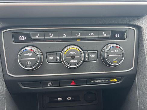 Used 2021 Volkswagen Atlas SE image 20