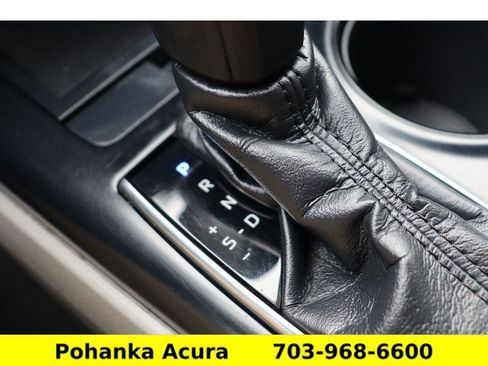 Used 2019 Toyota Camry LE image 16