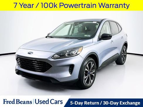 Certified 2022 Ford Escape SE w/ SE Sport Appearance Package AWD/4WD image 4
