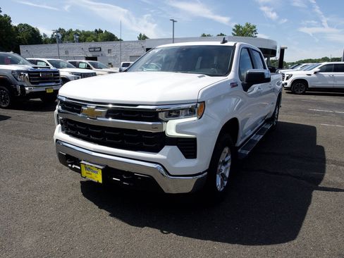 Certified 2022 Chevrolet Silverado 1500 LT w/ Diesel Off-Road Package AWD/4WD image 1