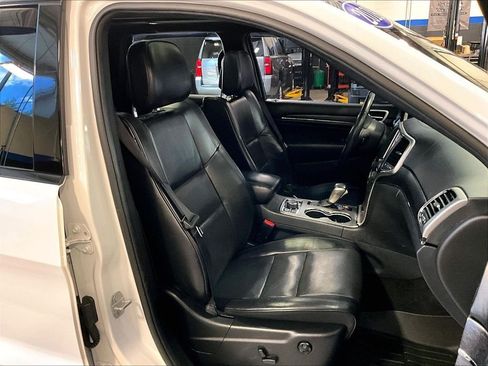 Used 2018 Jeep Grand Cherokee High Altitude AWD/4WD image 11