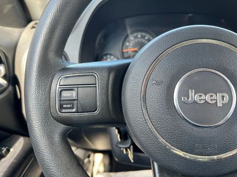 Used 2015 Jeep Patriot Sport w/ Power Value Group image 20