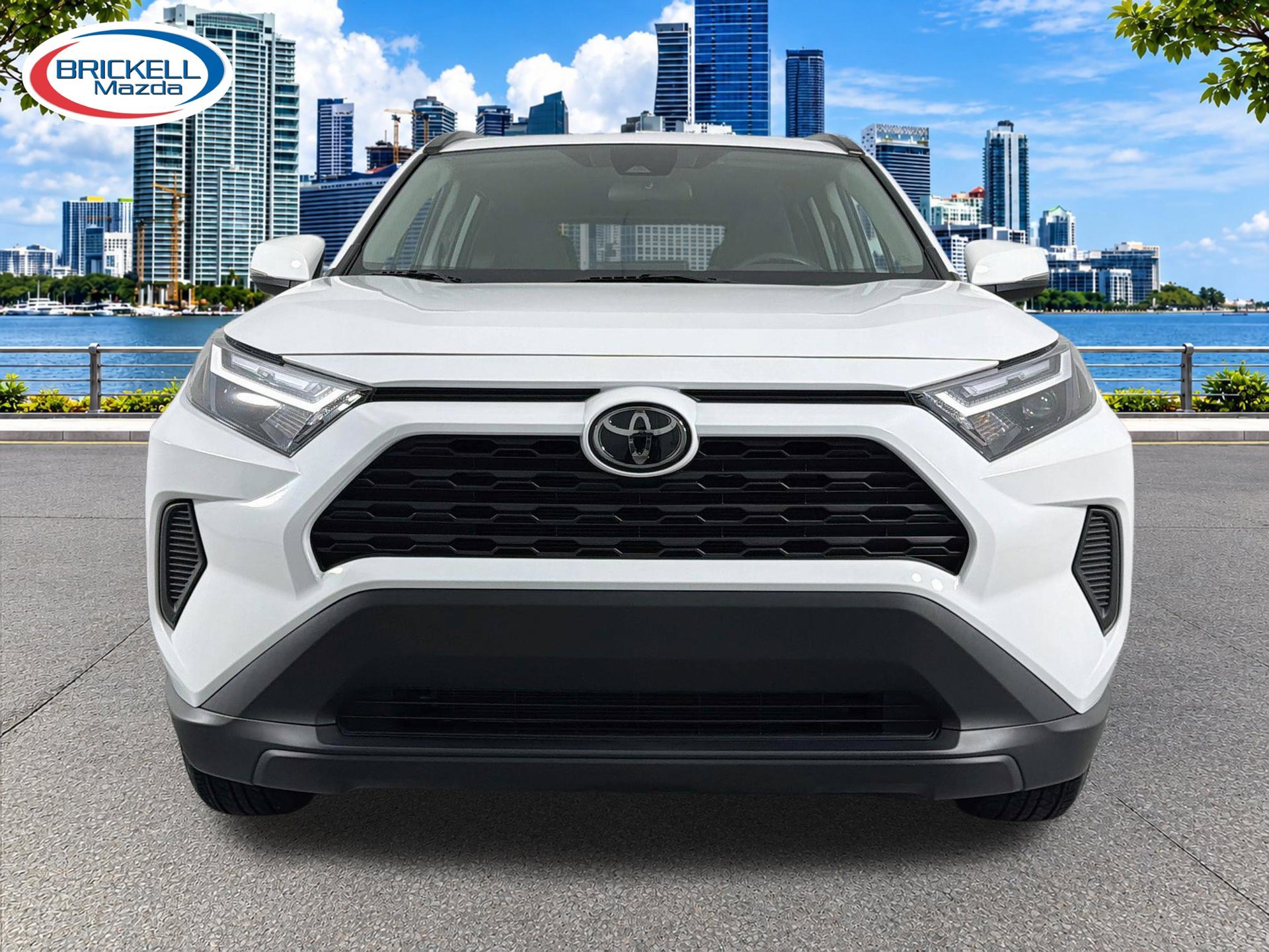 Used 2025 Toyota RAV4 XLE FWD image 8