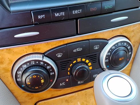 Used 2006 Mercedes-Benz SL 500 image 23