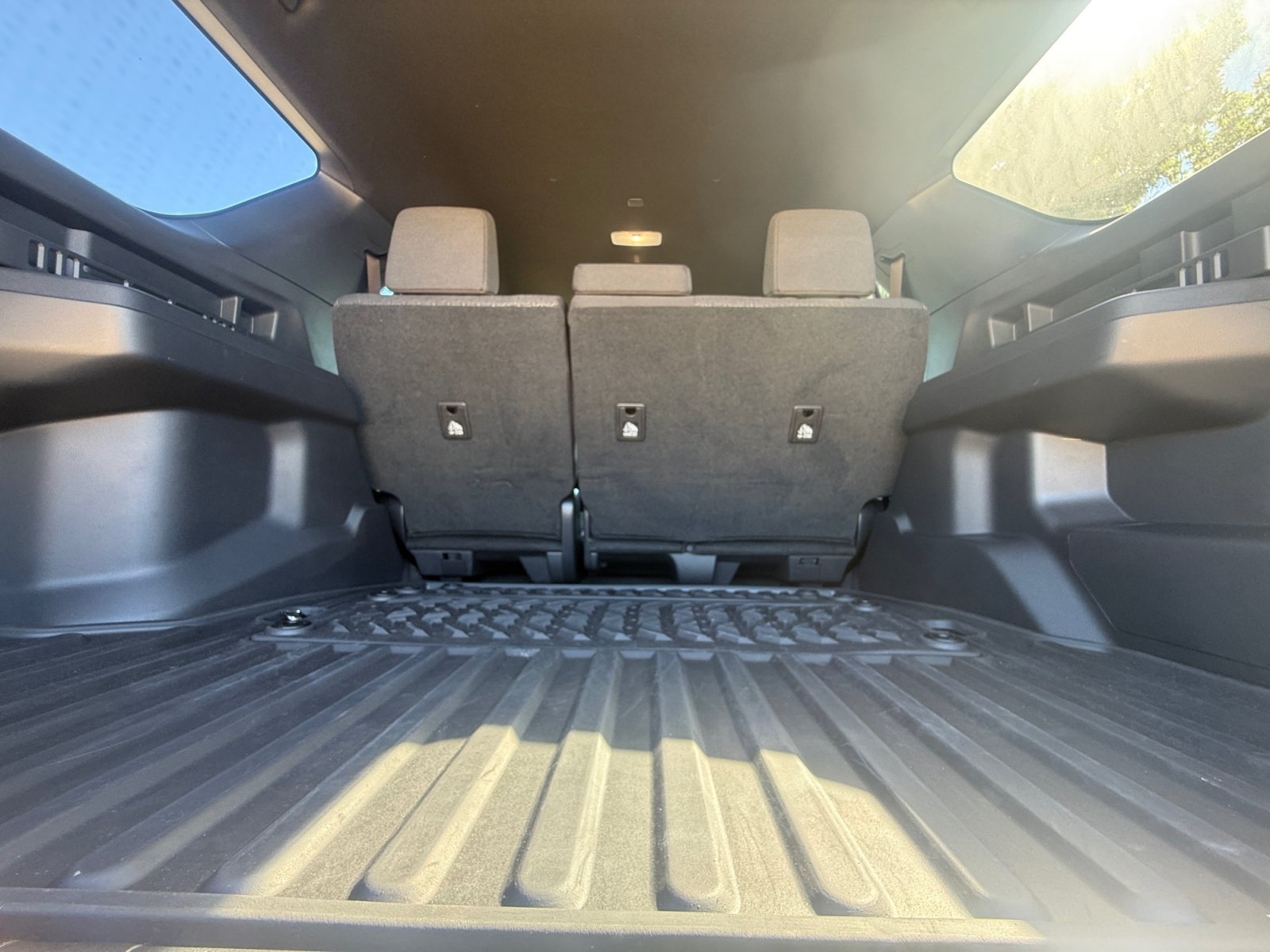 Used 2026 Toyota 4Runner SR5 RWD image 29