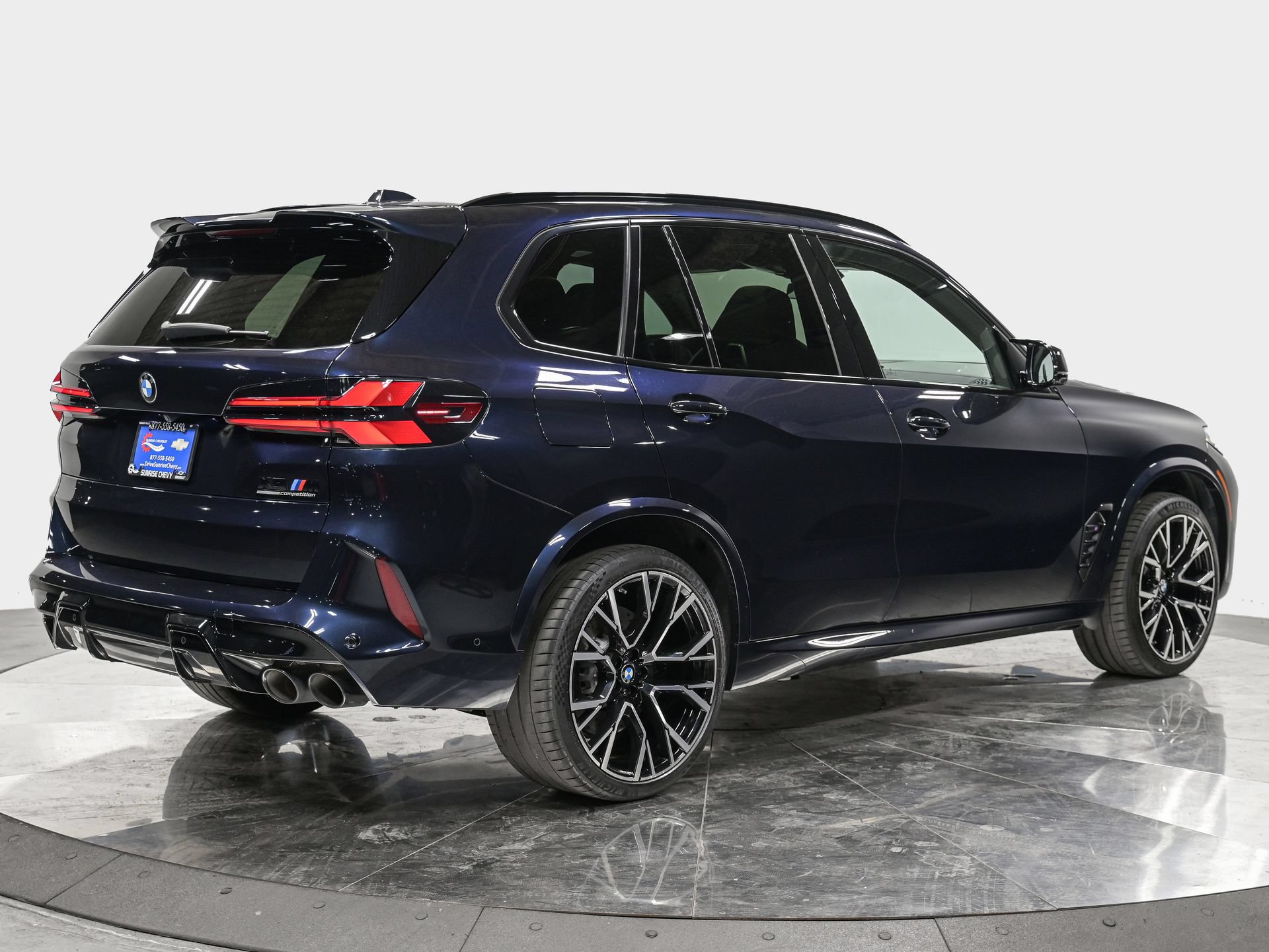Used 2024 BMW X5 M Competition w/ Executive Package AWD/4WD image 7