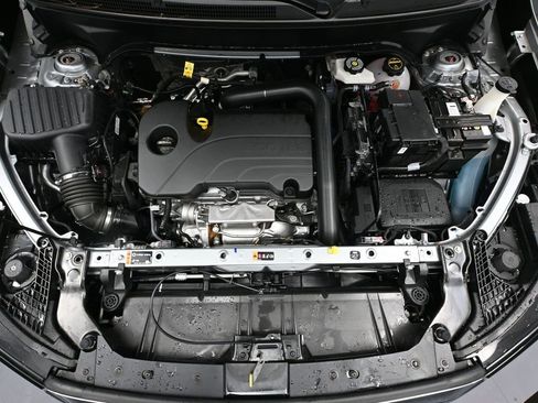 Used 2024 GMC Terrain SLE image 48