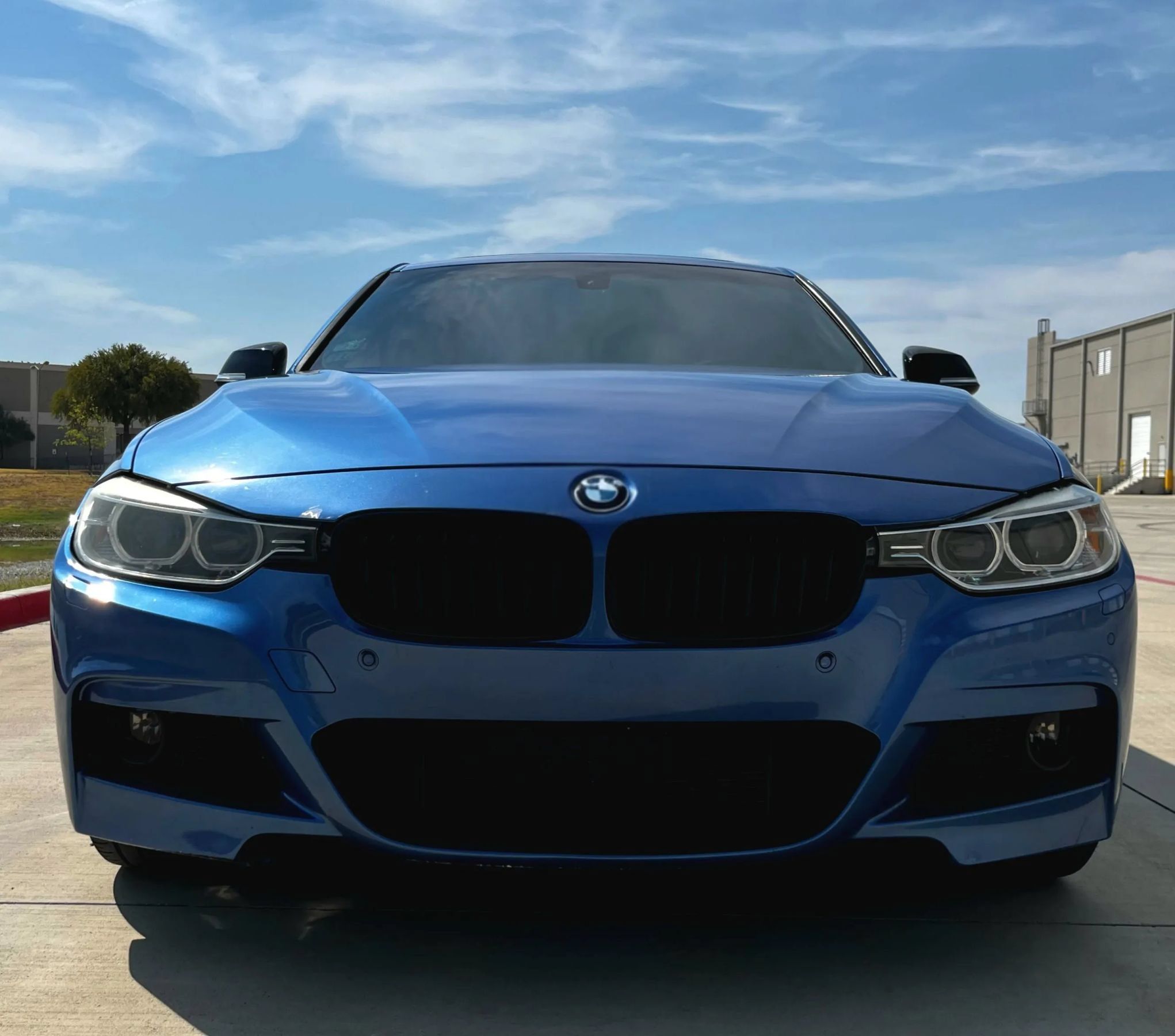 Used 2015 BMW 335i xDrive Sedan AWD/4WD image 2