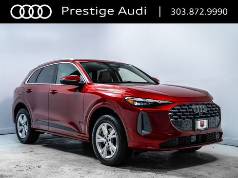 Used 2025 Audi Q5 Premium w/ Convenience Package image 10