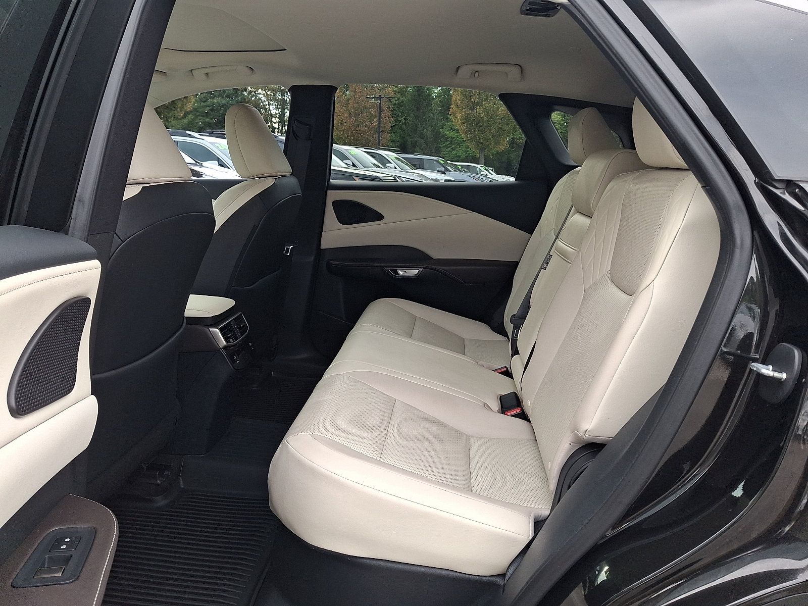 Certified 2023 Lexus RX 350 Premium w/ Accessory Package AWD/4WD image 11