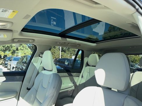 New 2026 Volvo XC90 B6 Ultra w/ Protection Package AWD/4WD image 12