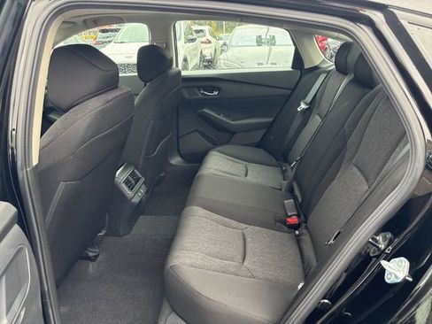 New 2025 Honda Accord SE image 15