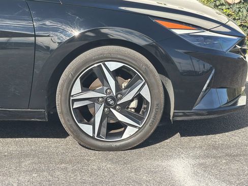 Used 2023 Hyundai Elantra Limited FWD image 26