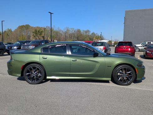Used 2023 Dodge Charger R/T w/ Plus Group image 2